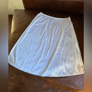 Vanity Fair White Slip